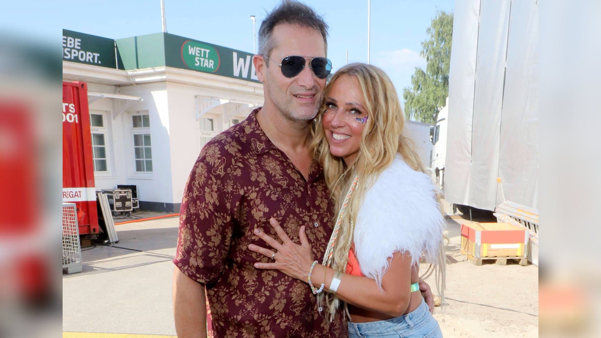 The "Bailando" interpreter Loona and her partner Mark van der Waal first met 34 years ago.
