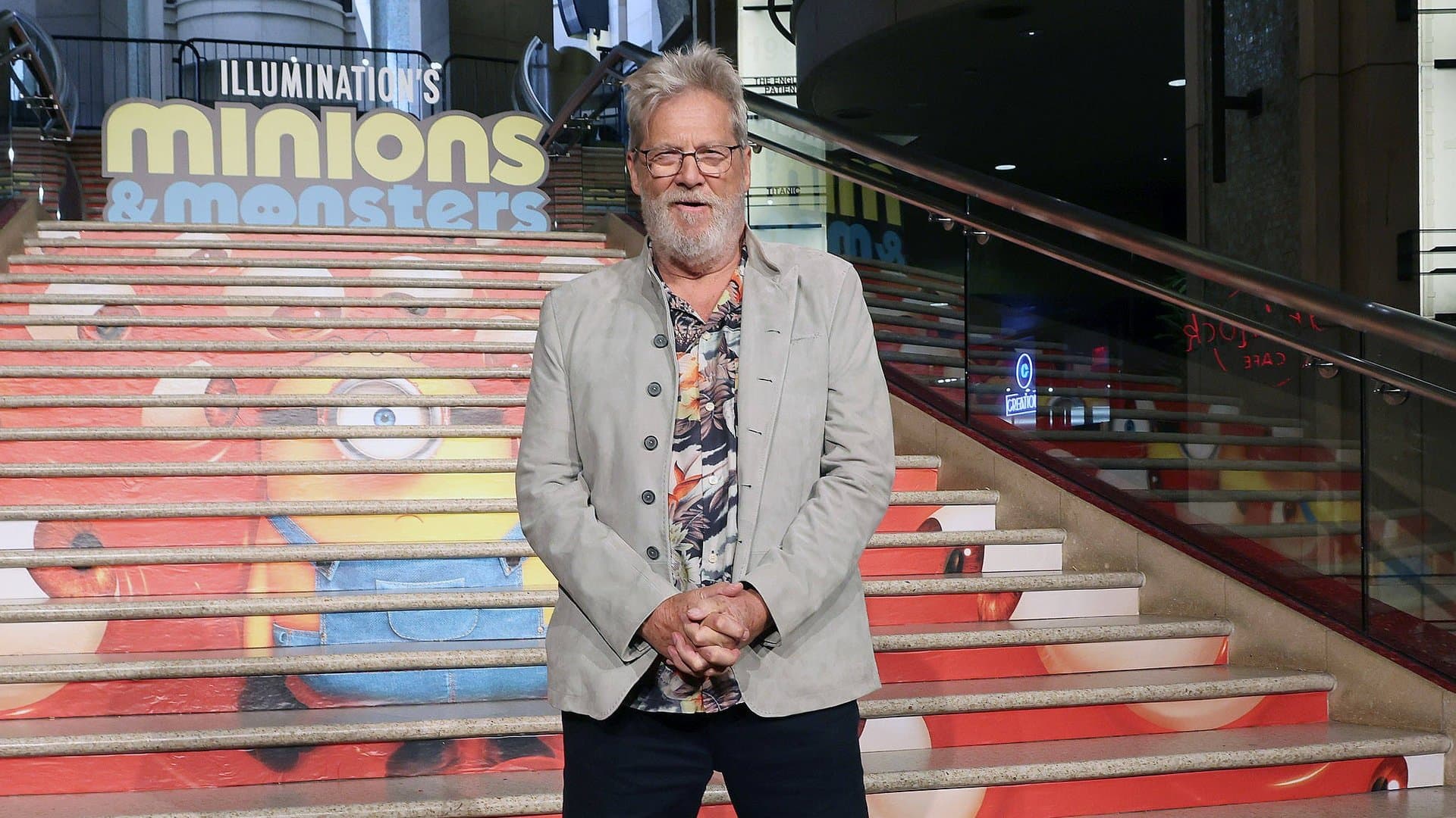 Jeff Bridges has parted ways with his shoulder-length mane.