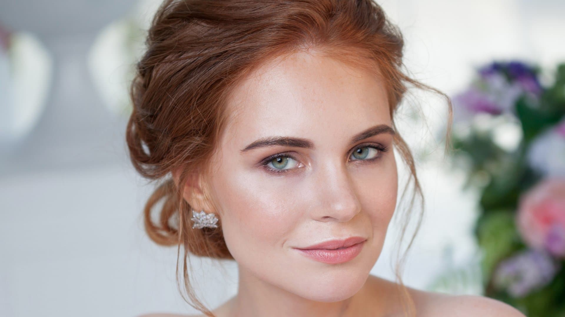 The trendy look is all about the glow.