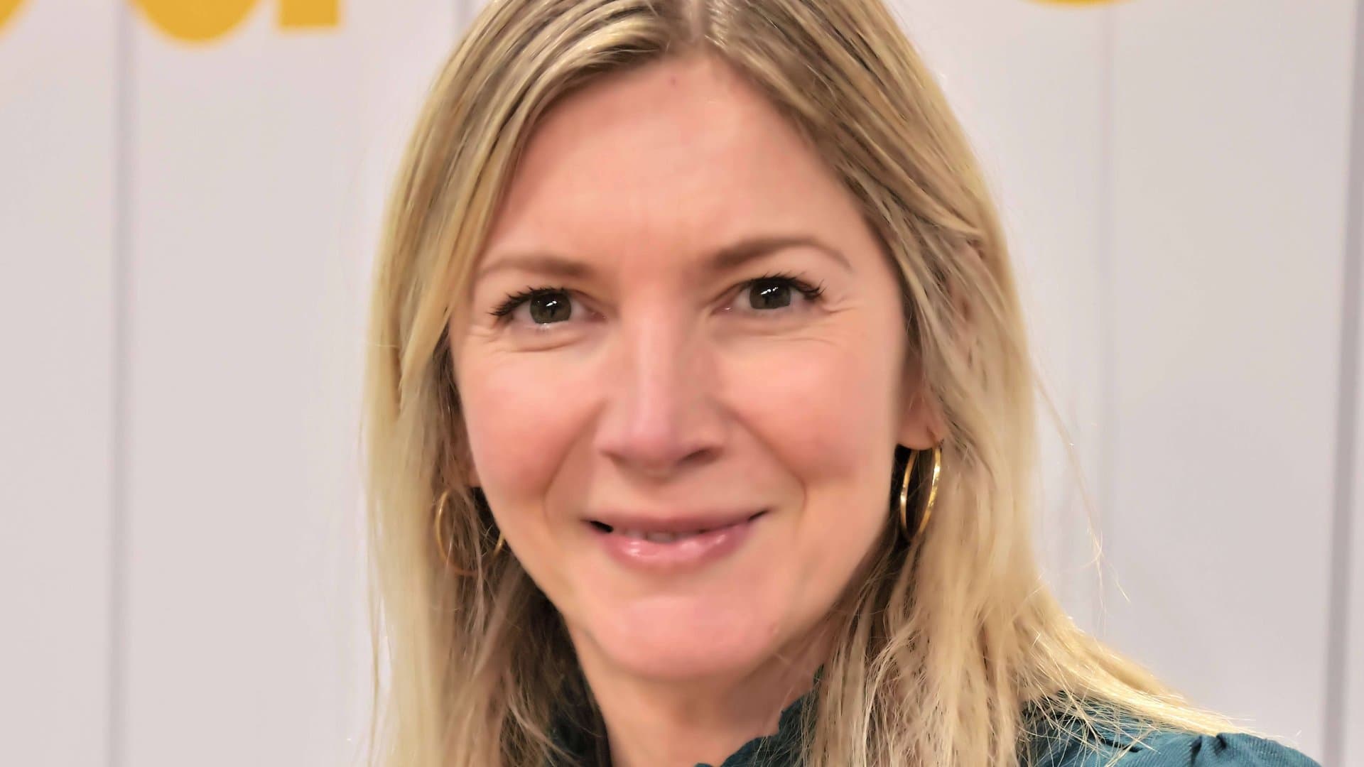Actress Lisa Faulkner has made a name for herself as a TV chef in Great Britain.