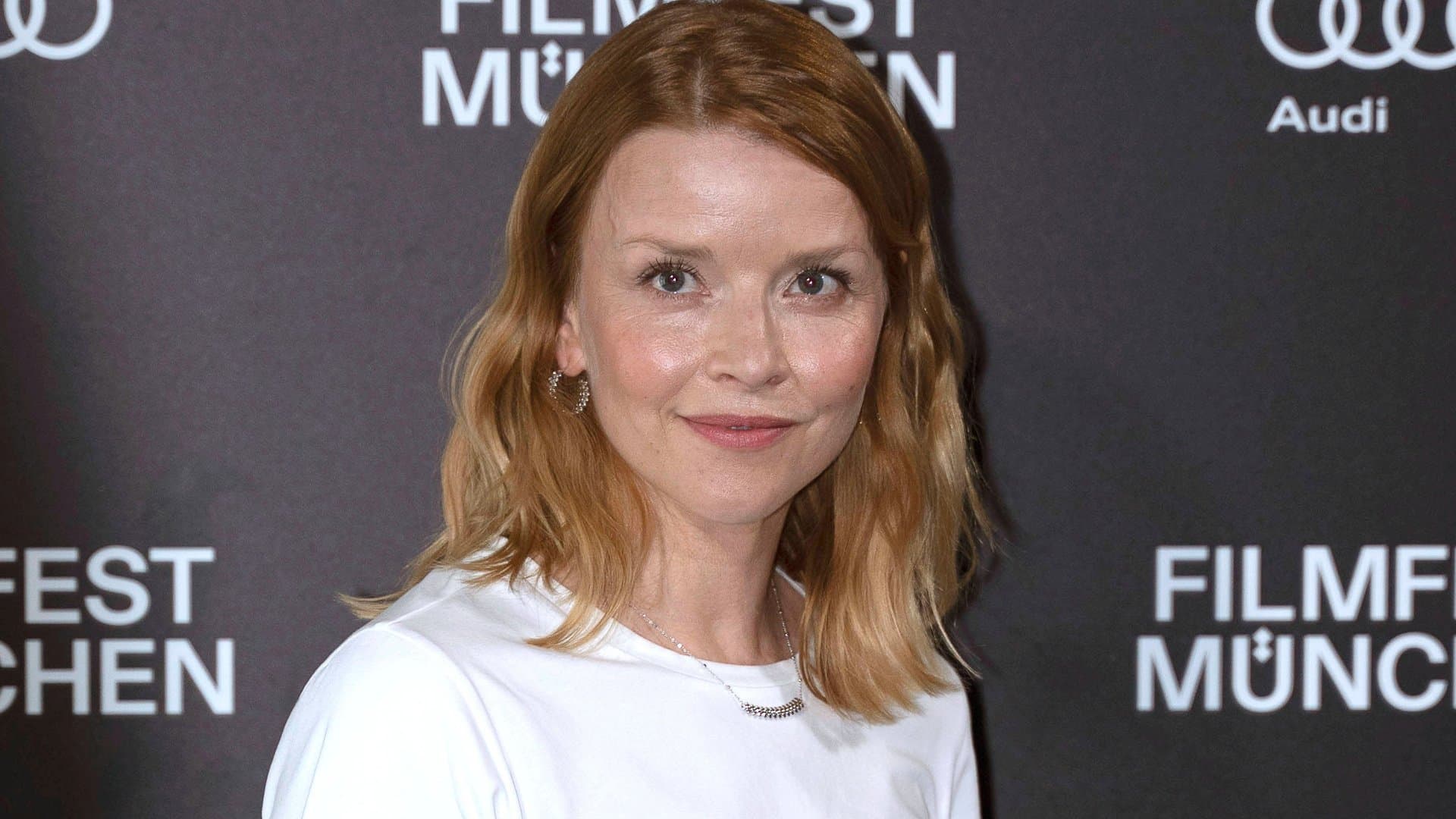 Actress Karoline Schuch on Monday at the premiere of her new TV film "Elodie" as part of the Munich Film Festival.