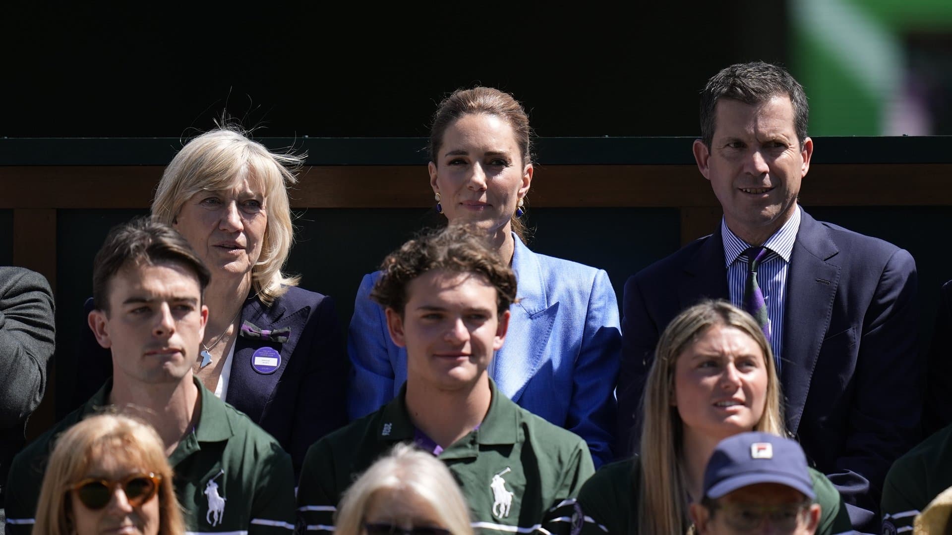 Prinzessin Kate neben Debbie Jevans (l.) und Tim Henman am vierten Wimbledon-Tag.