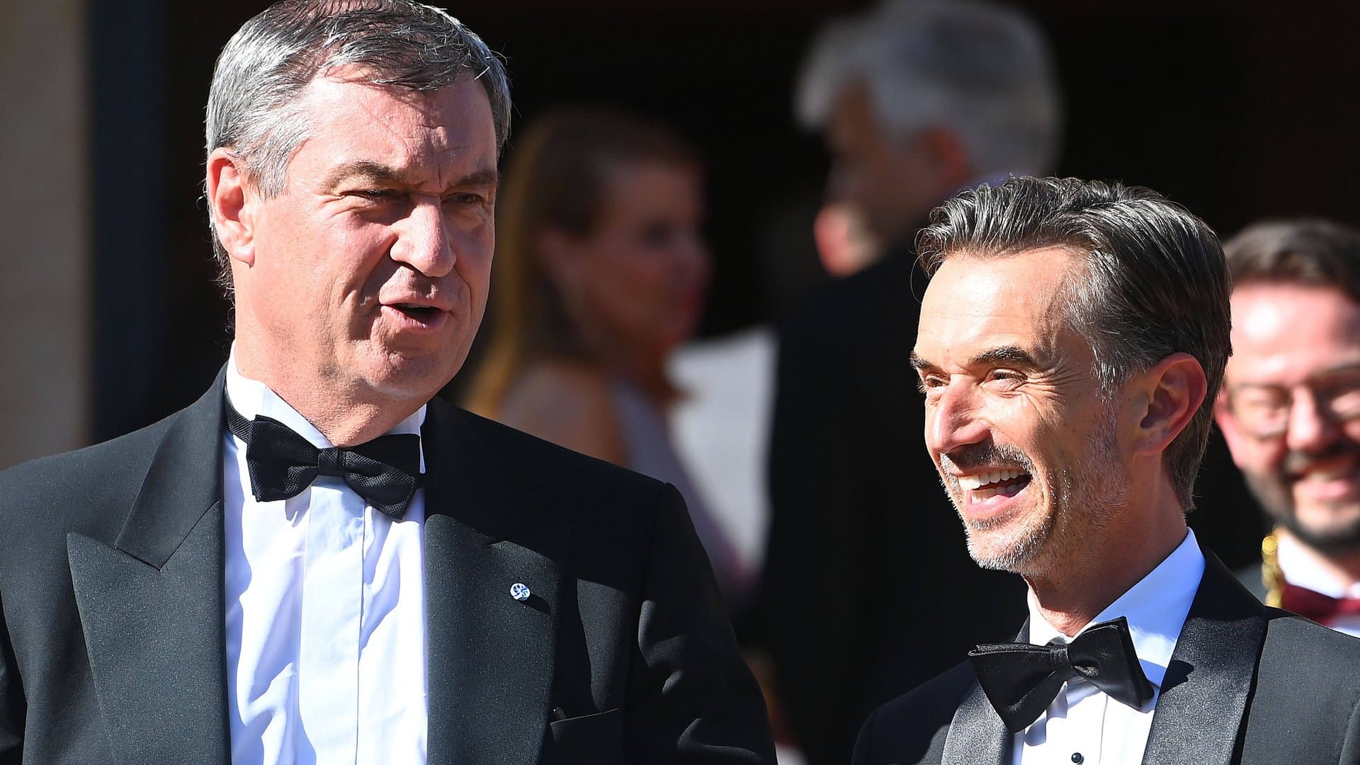 Florian Silbereisen (r.) with Markus Söder in Bayreuth.