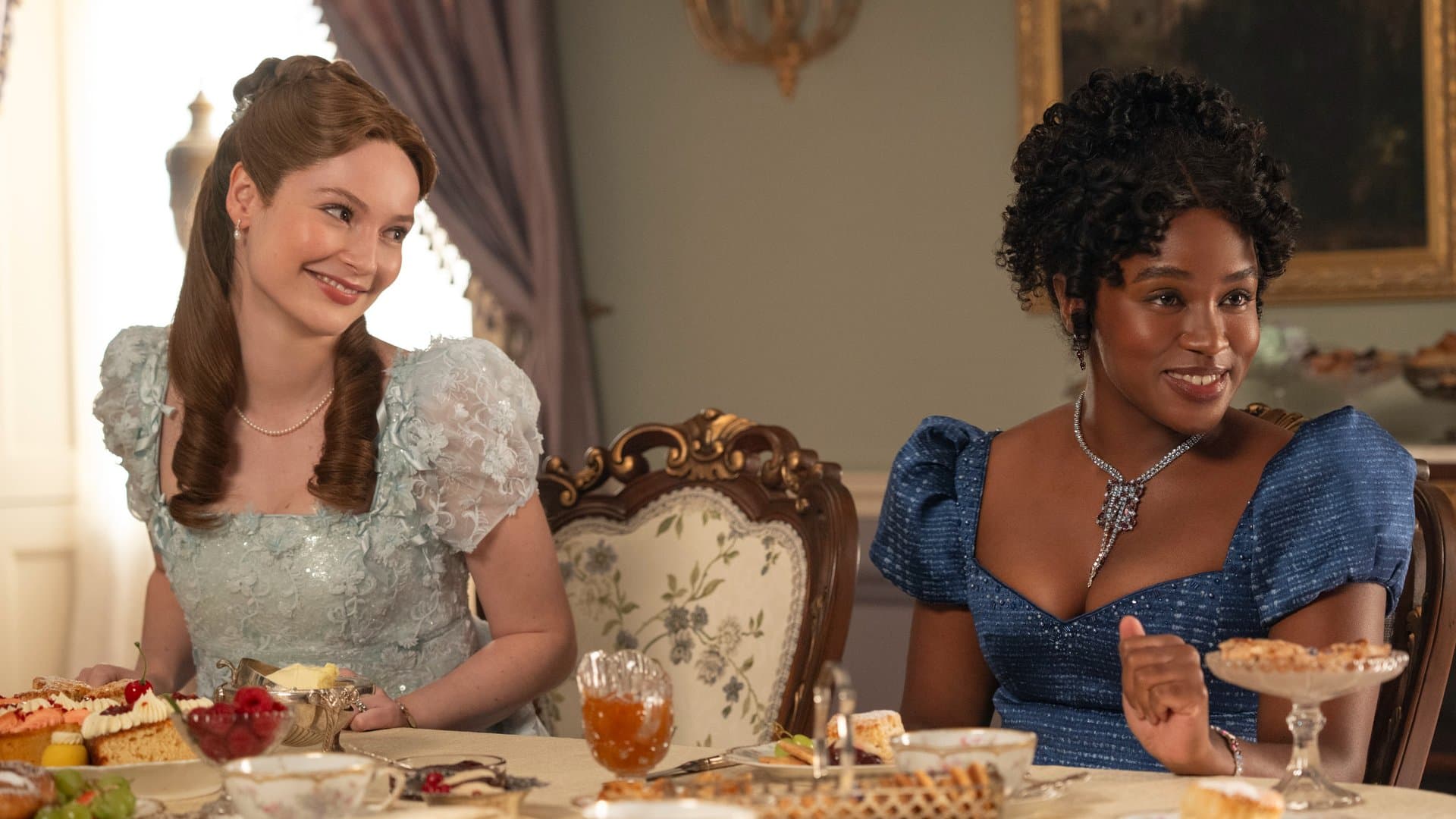 Hannah Dodd (l.) as Francesca Bridgerton and Masali Baduza as Michaela take on the lead roles in Season 5.