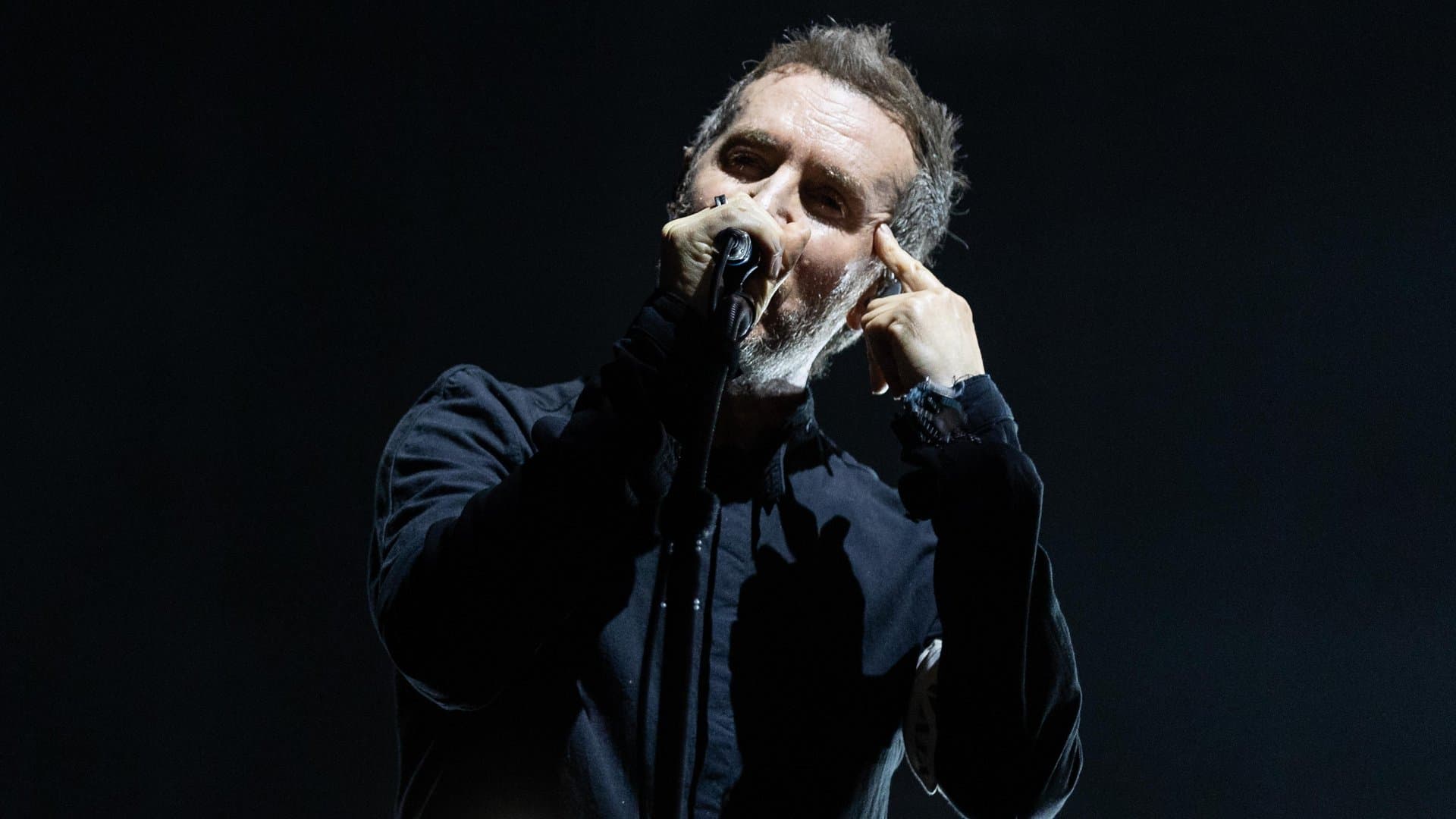 Robert "3D" Del Naja of Massive Attack is no longer allowed to enter Singapore.