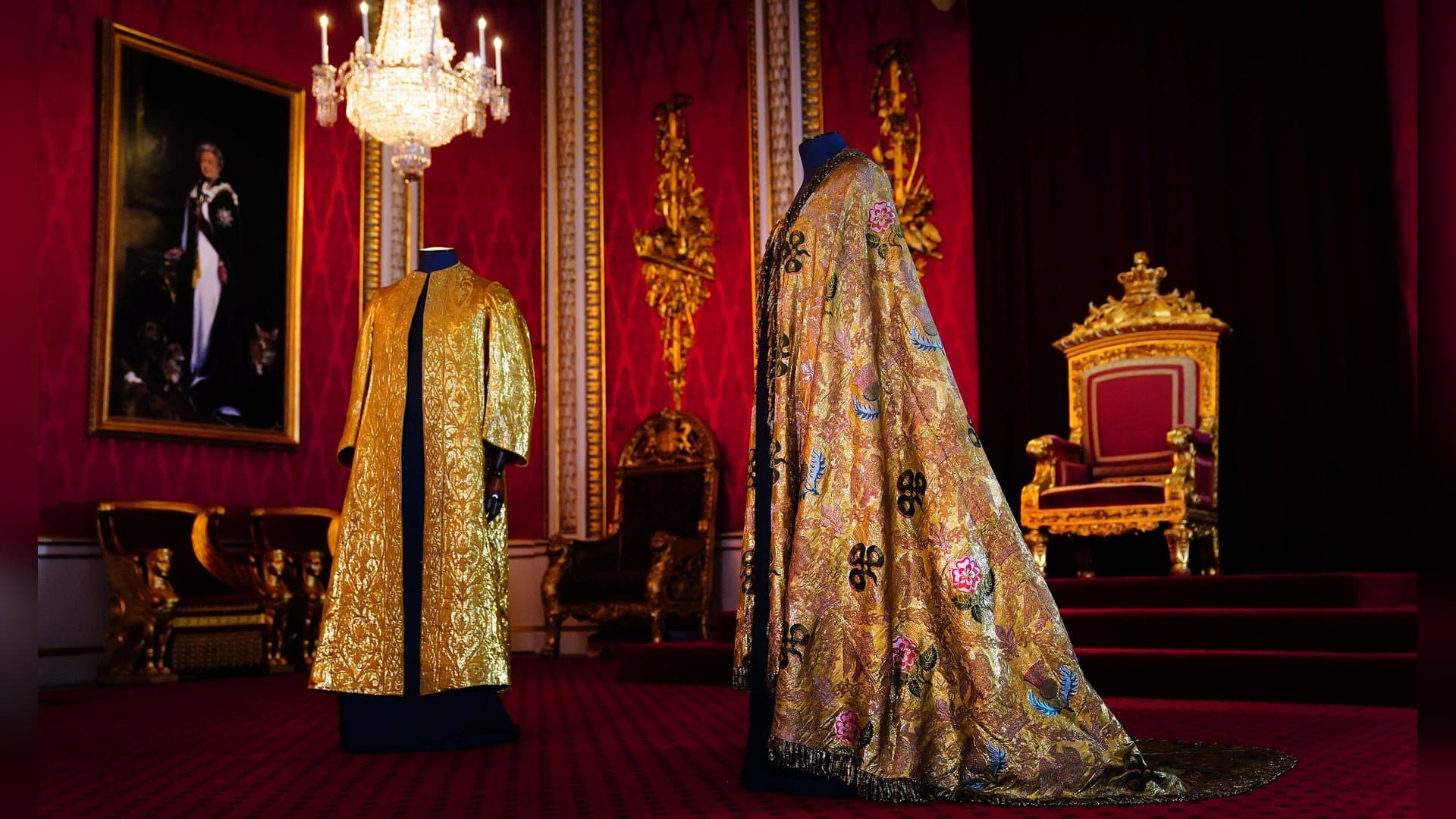 Historic coronation robes were unveiled in London: 'Supertunica' and 'Imperial Mantle'.