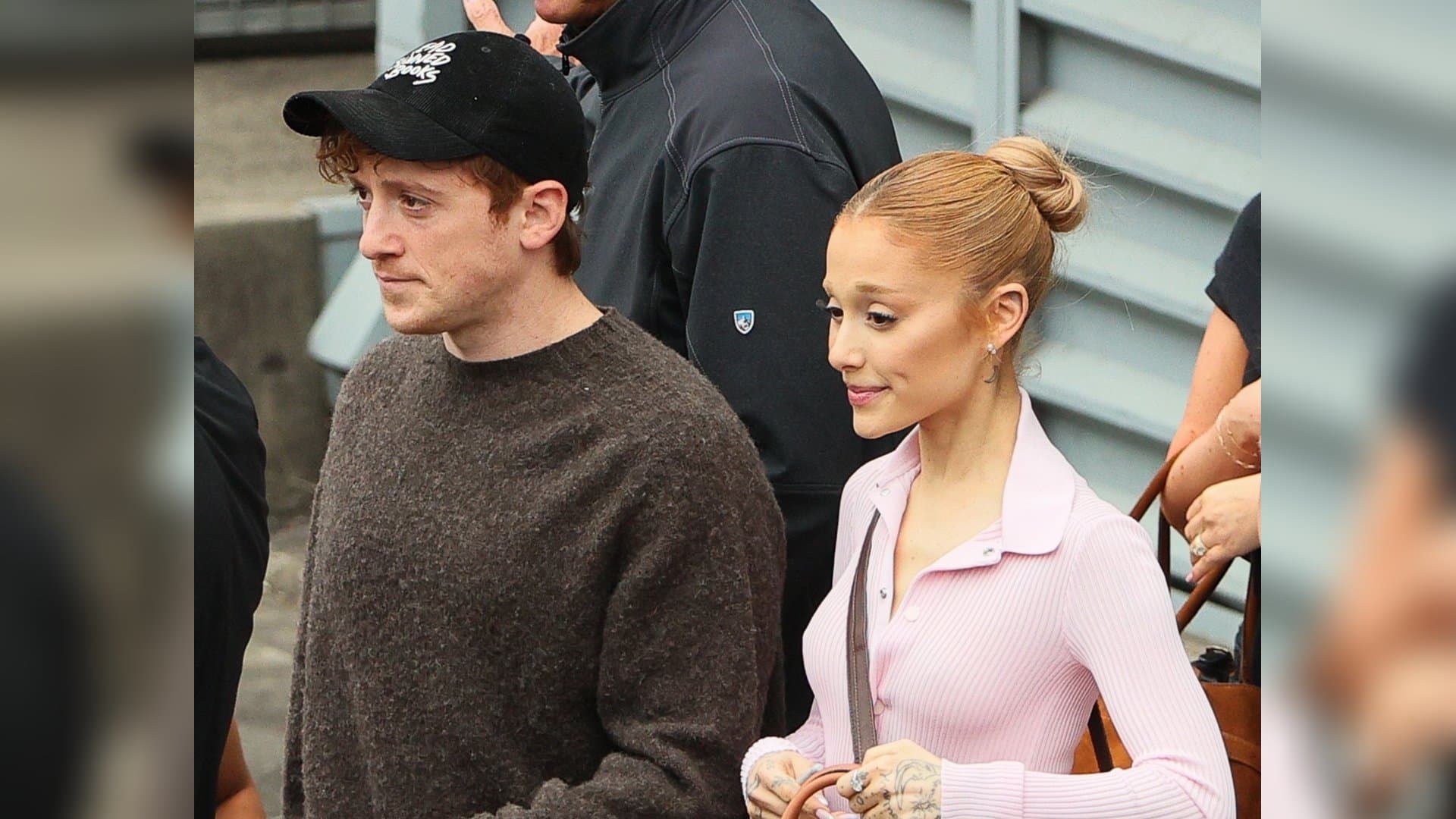 Ethan Slater und Ariana Grande sollen sich nach rund drei Jahren getrennt haben.
