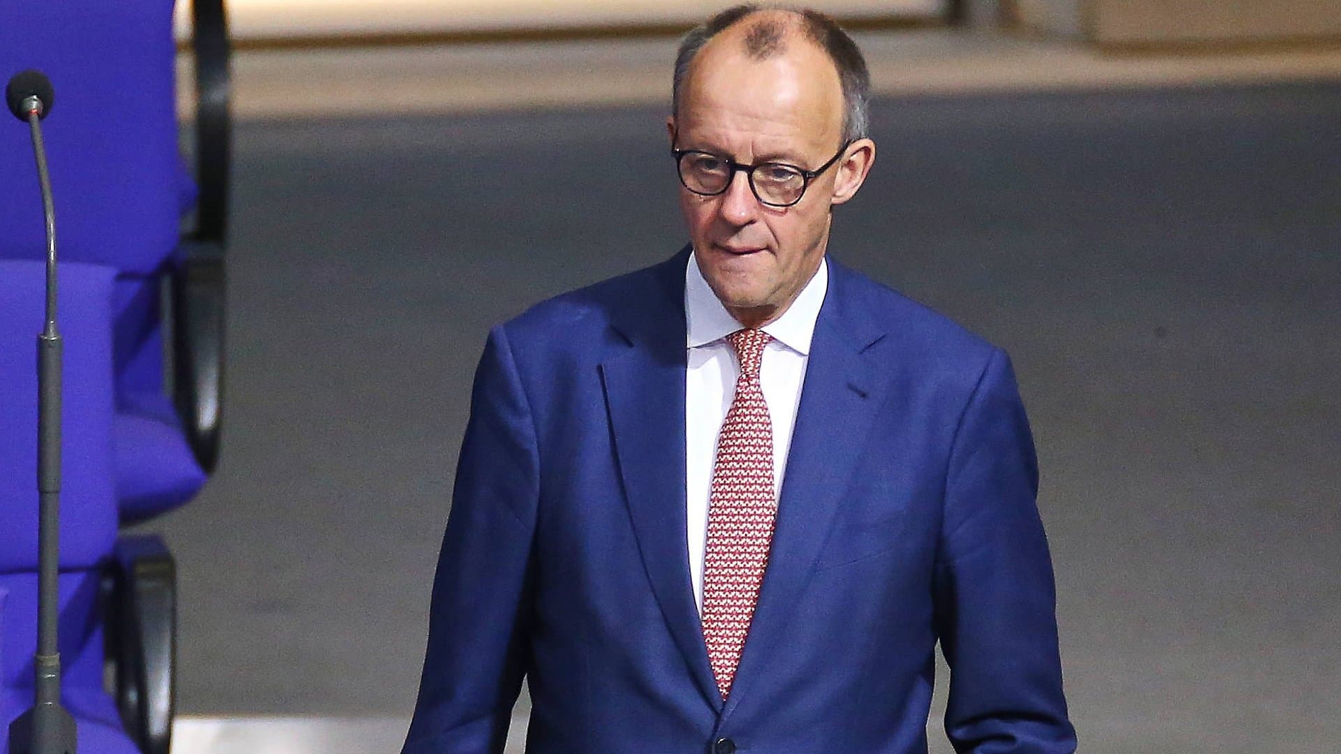 Die Aufmunterungsversuche ans DFB-Team von Friedrich Merz kommen nicht bei allen enttäuschten Fußballfans gut an.