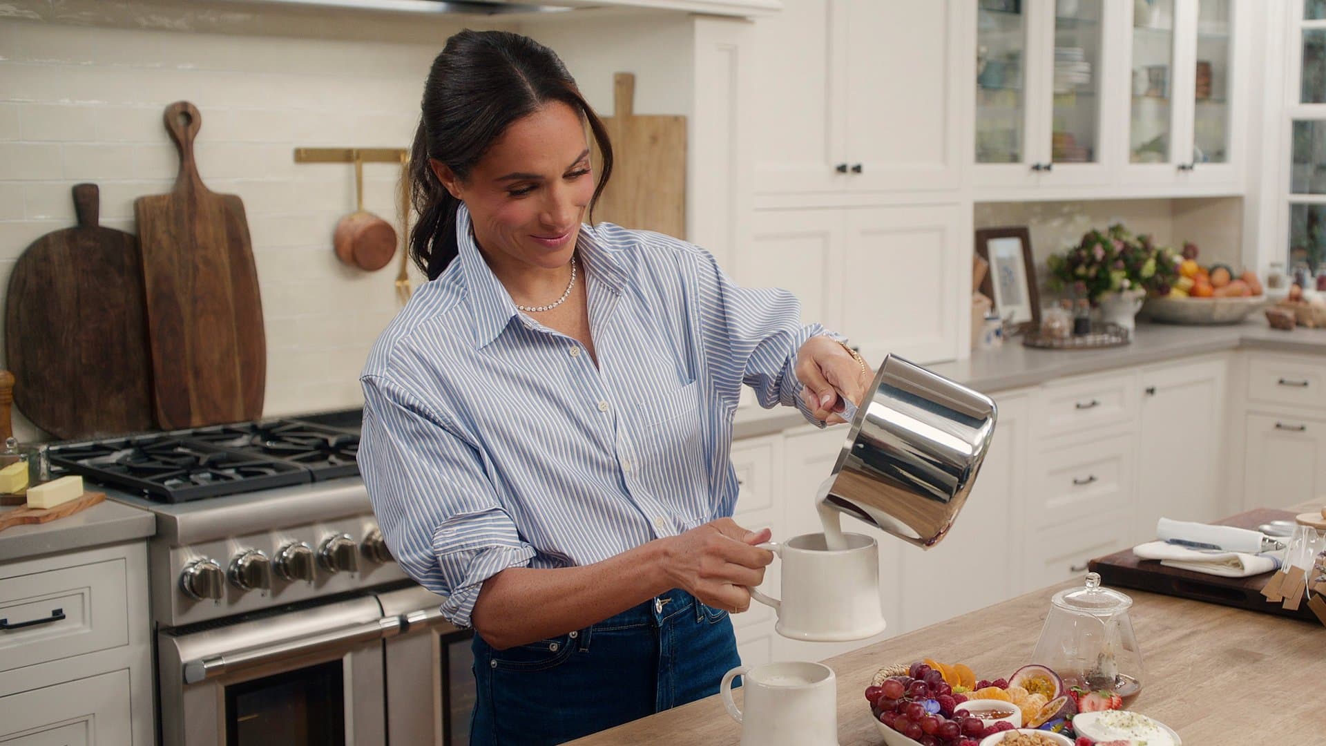 Herzogin Meghan zeigt in "With Love, Meghan" ihre Liebe fürs Kochen.