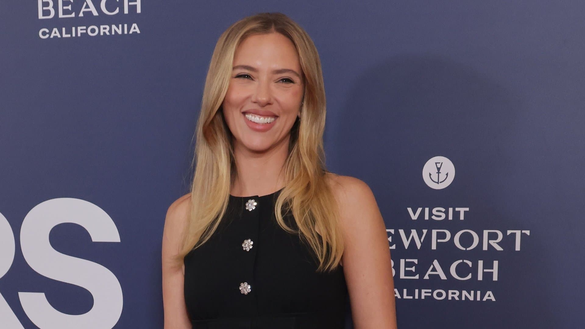 Scarlett Johansson already stood in front of the camera as a teenager and is still one of the most successful actresses in Hollywood today. These stars also started their film and TV careers early.