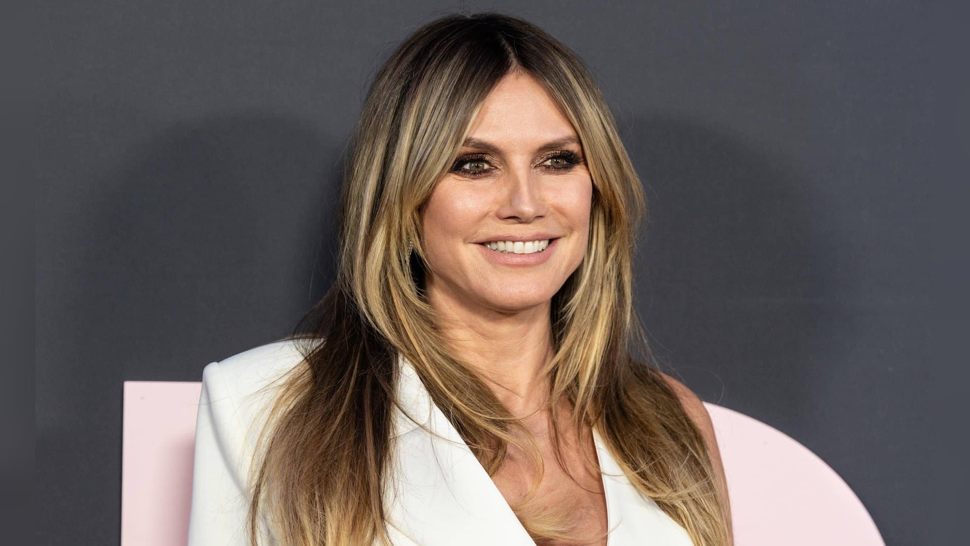 Heidi Klum ist stolzes Frauchen. Da wird natürlich auch der Geburtstag ihrer tierischen Lieblinge groß gefeiert.