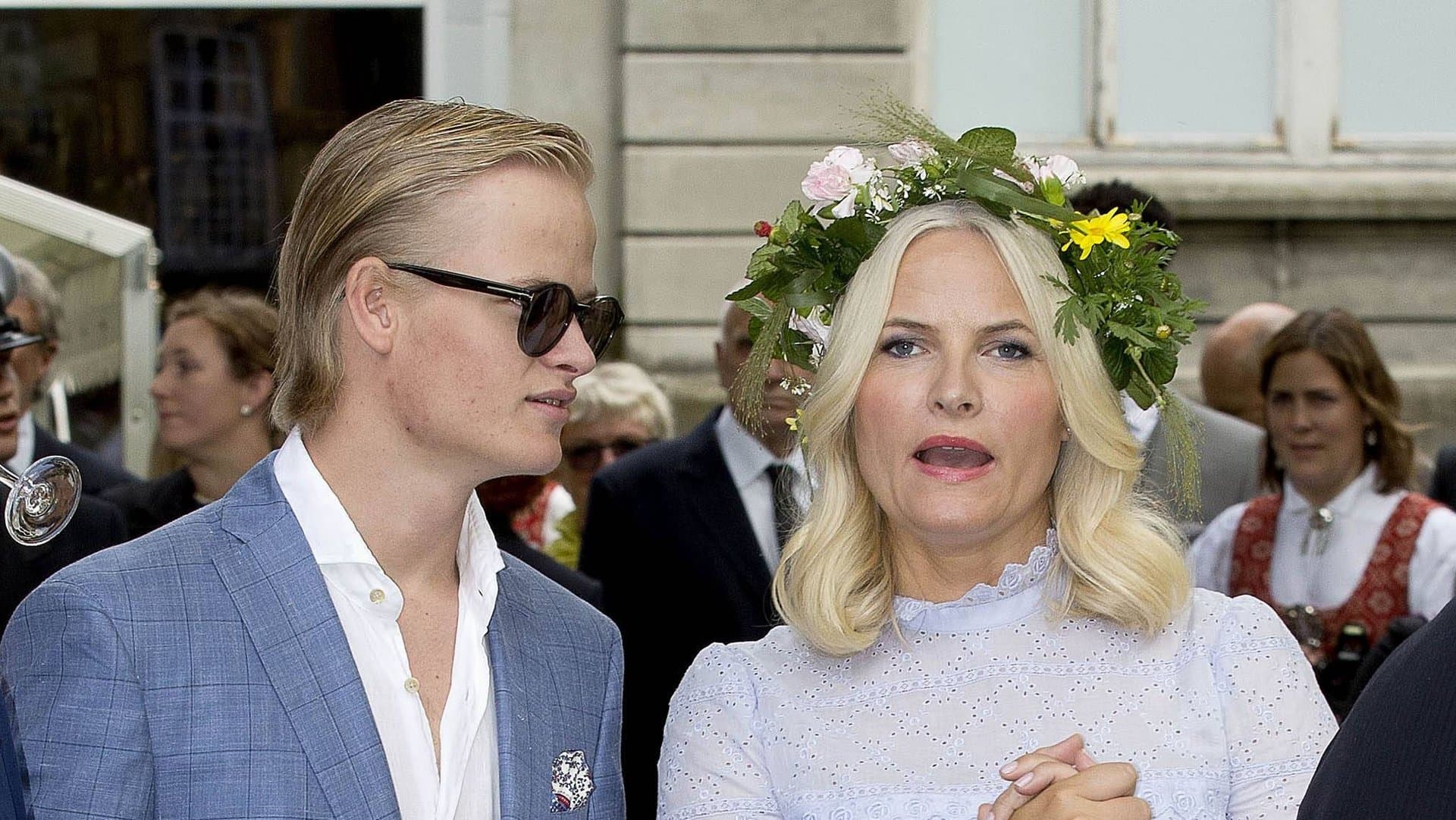 Marius Borg Høiby is allowed to leave prison with an ankle monitor, Mette-Marit has already been discharged from the hospital.