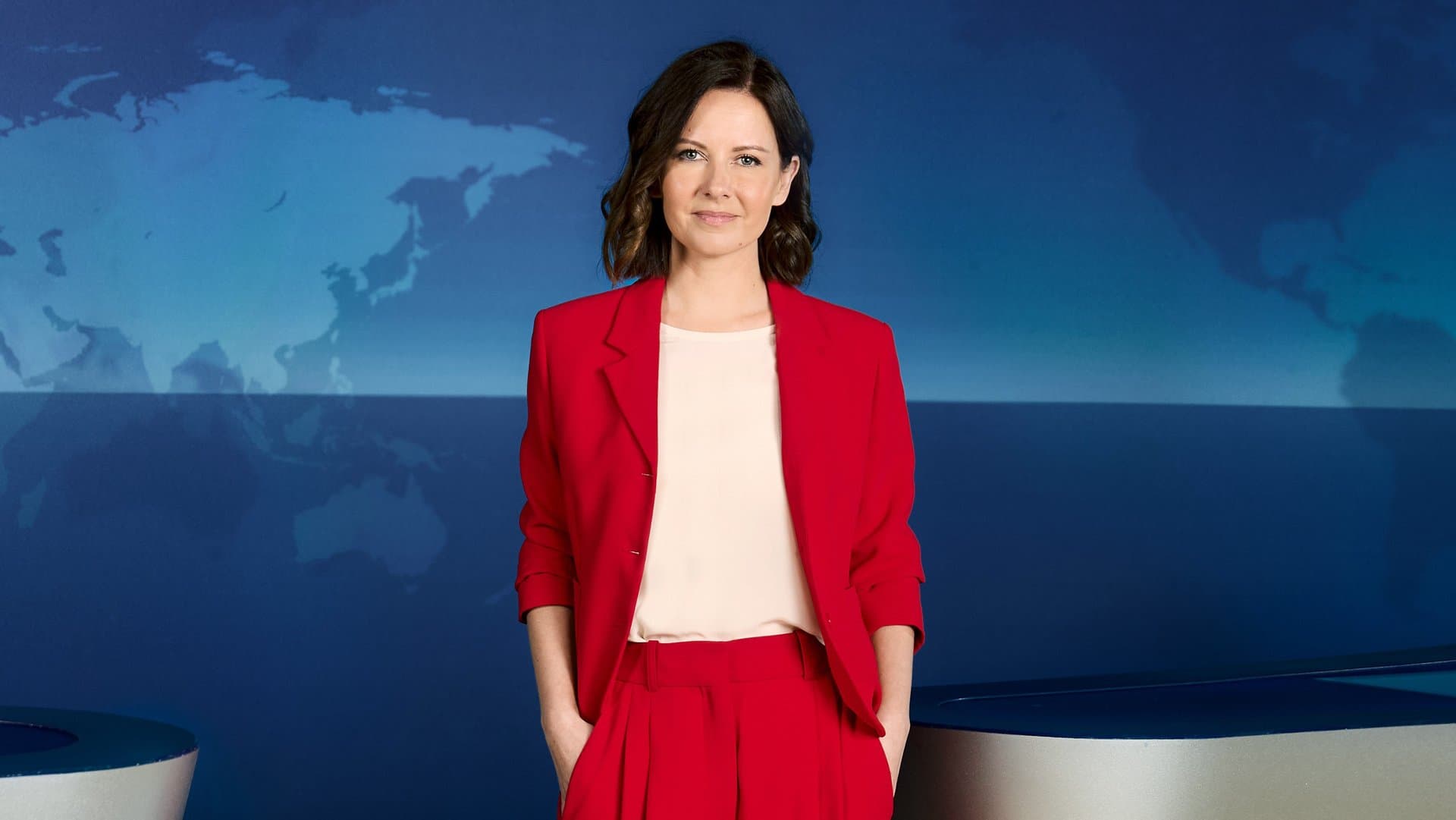 Romy Hiller ist seit vergangenem Monat die neue Sprecherin der 20-Uhr-Hauptausgabe der "Tagesschau". Damit unterstützt sie eine Reihe von erfahrenen Kolleginnen und Kollegen.