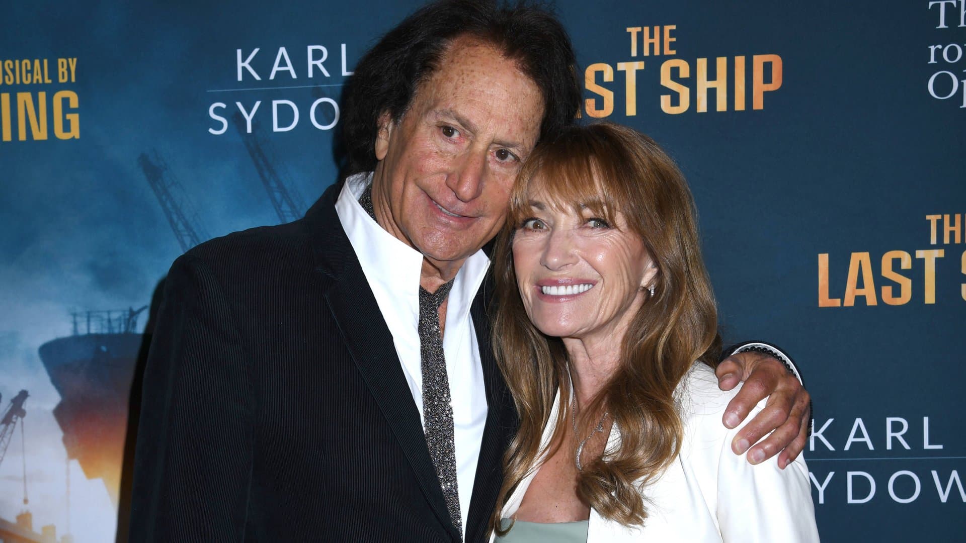 Jane Seymour and John Zambetti are engaged.