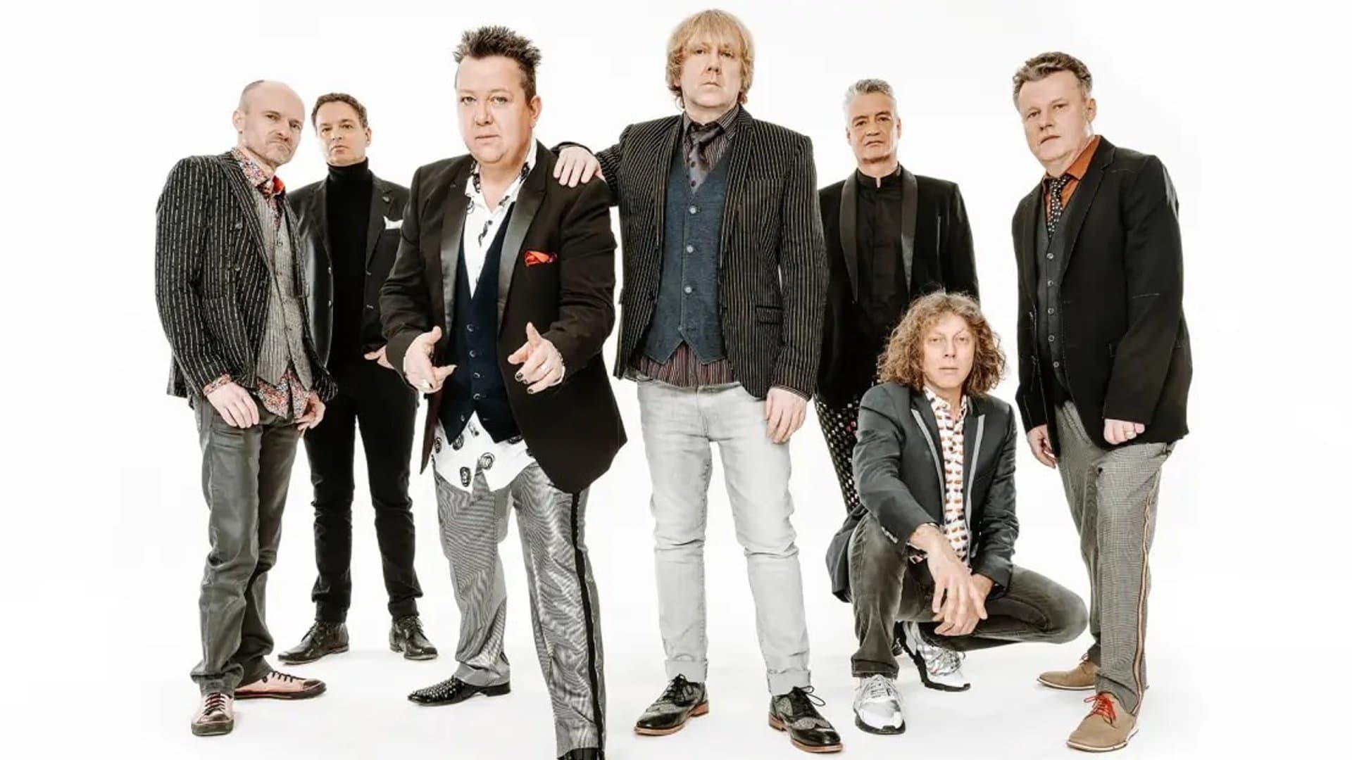 Die Prinzen became famous with hits like \"Millionär\" and \"Alles nur geklaut\".