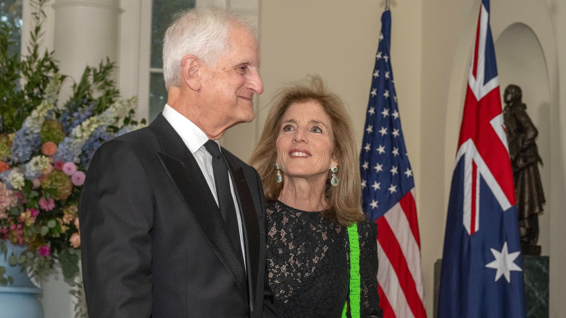 Caroline Kennedy und Ehemann Ed Schlossberg sind jetzt Ersatzeltern für die Kinder ihrer verstorbenen Tochter.