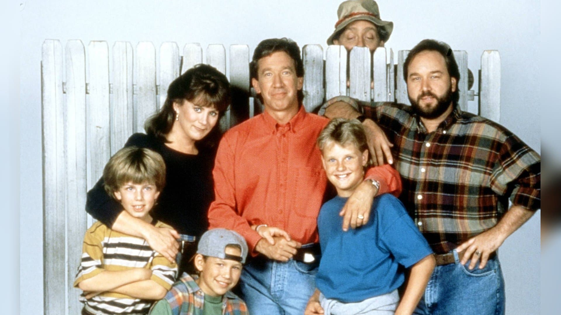 Tim Allen talks about how a reboot of \"Hör mal, wer da hämmert\" is currently rather difficult.