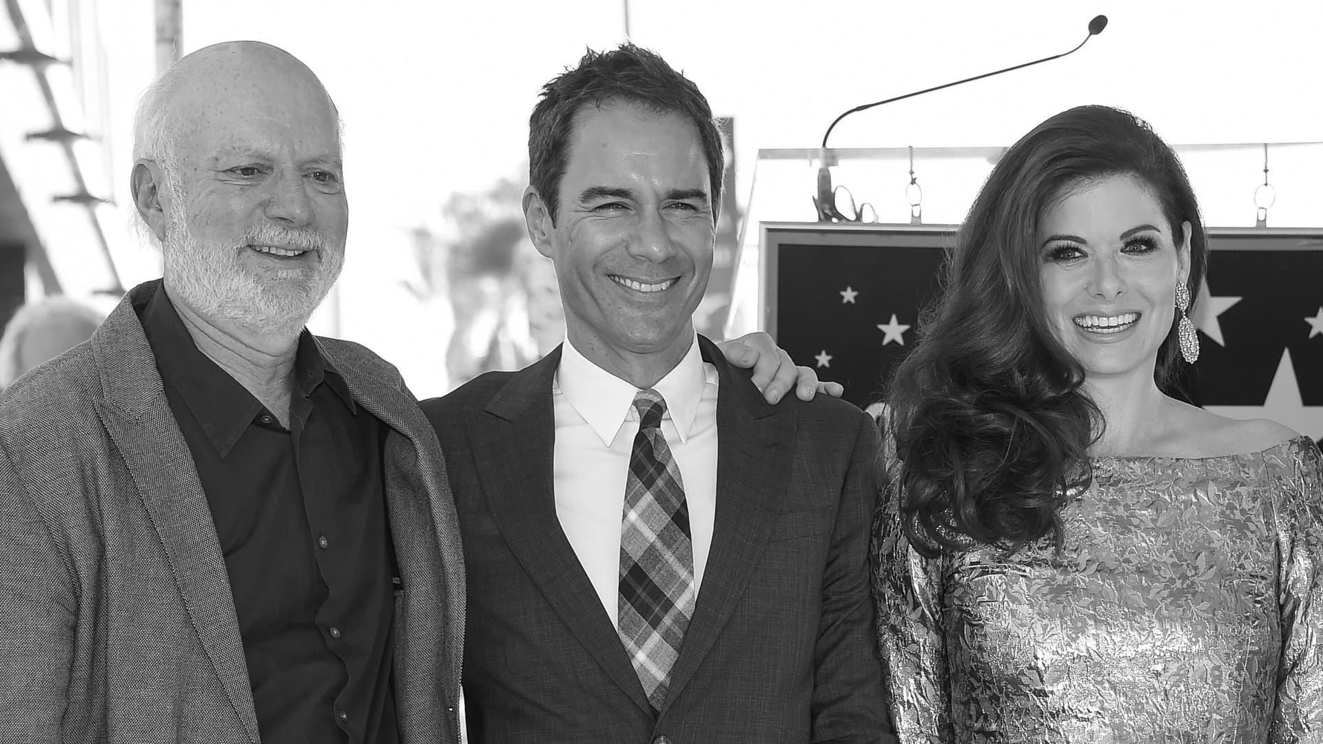 James Burrows (l.) an der Seite der "Will & Grace"-Stars Eric McCormack und Debra Messing.