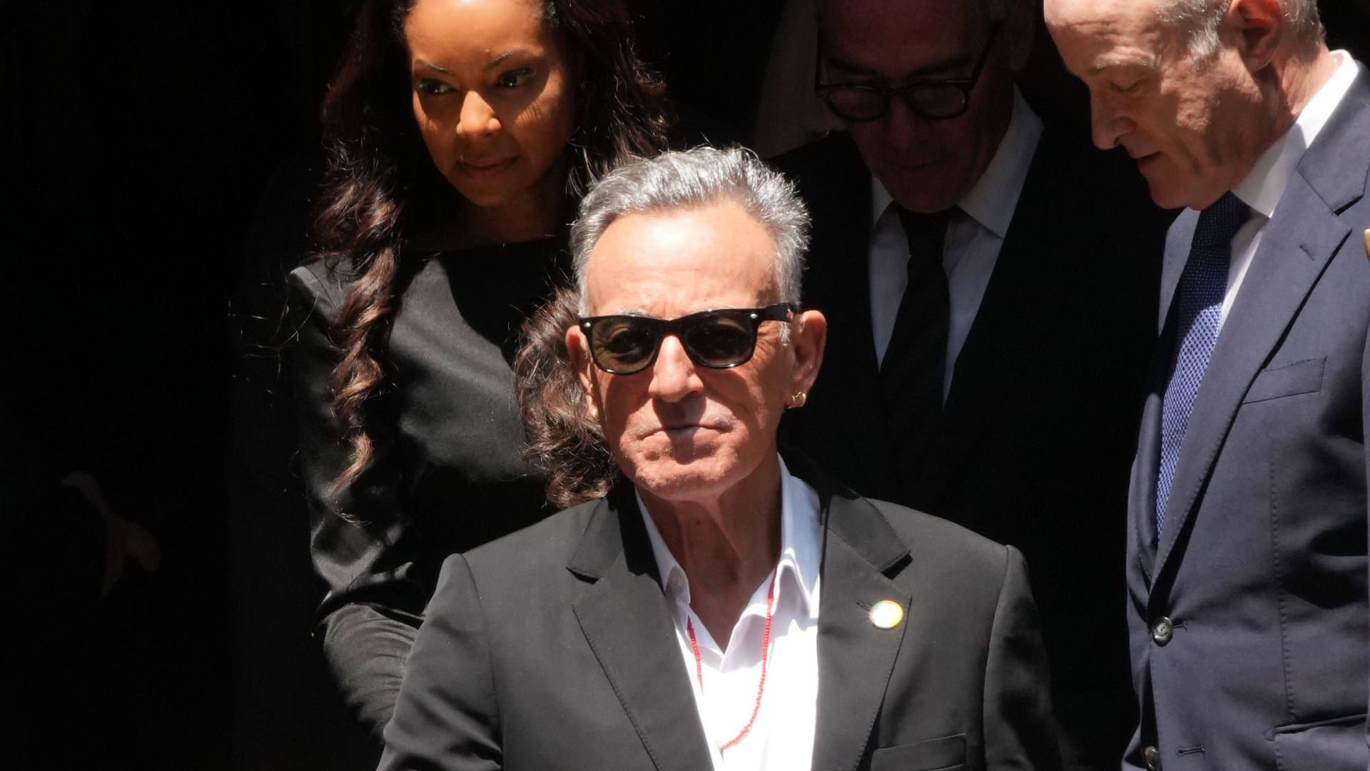 Among the mourners was Bruce Springsteen.