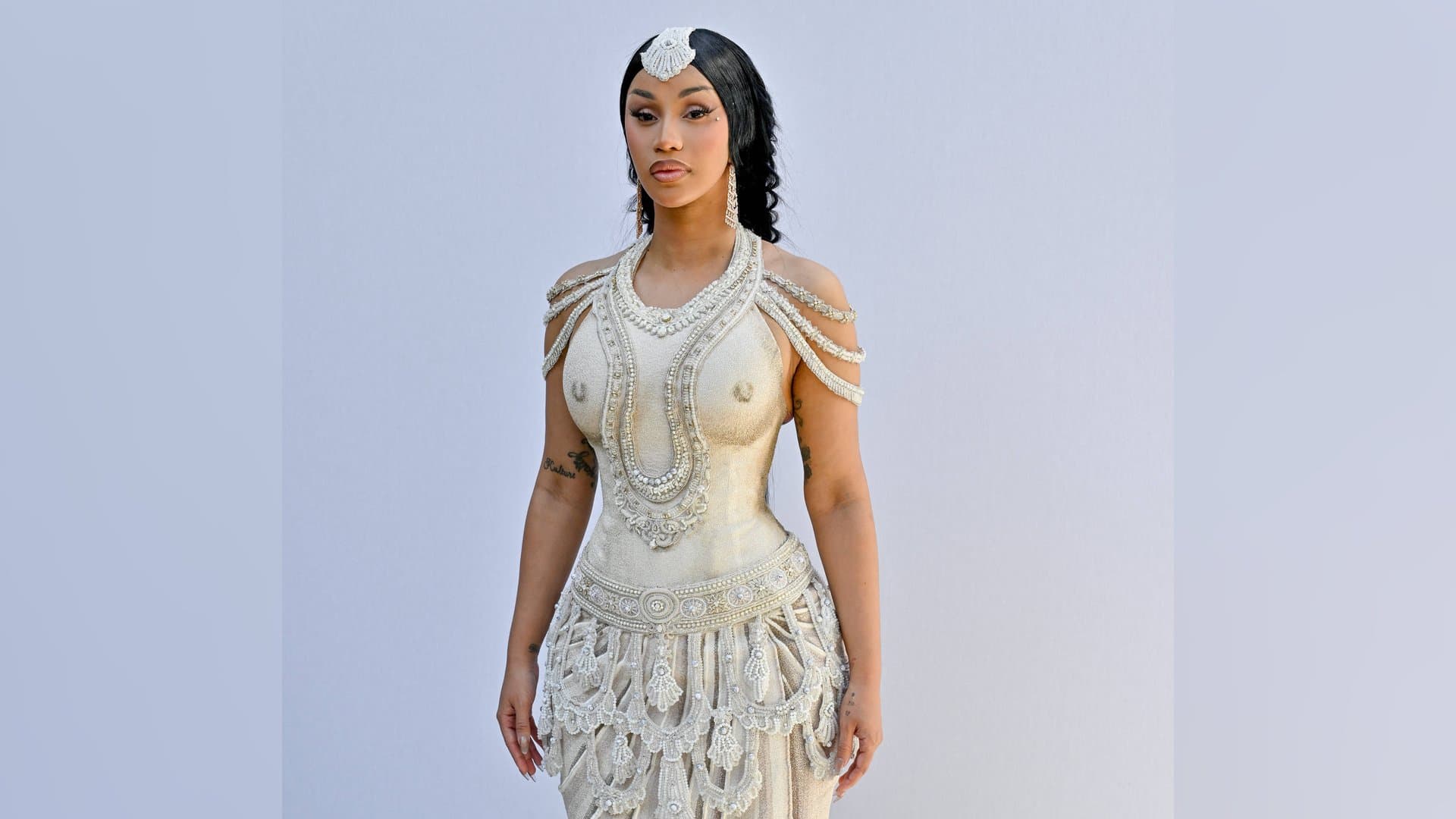 Cardi B bei der Haute Couture Week in Paris.