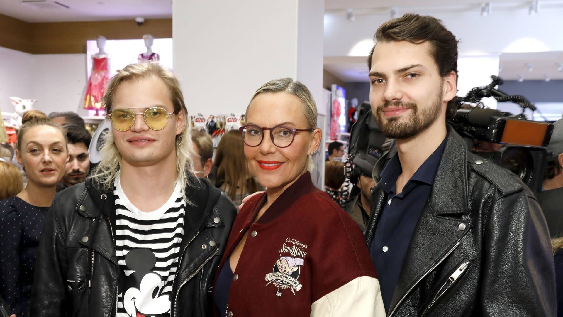 Natascha Ochsenknecht with her sons Wilson Gonzalez (l.) and Jimi Blue.