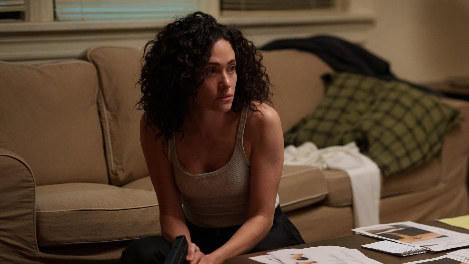 Emmy Rossum as FBI agent Alice Black in \"Furious\".