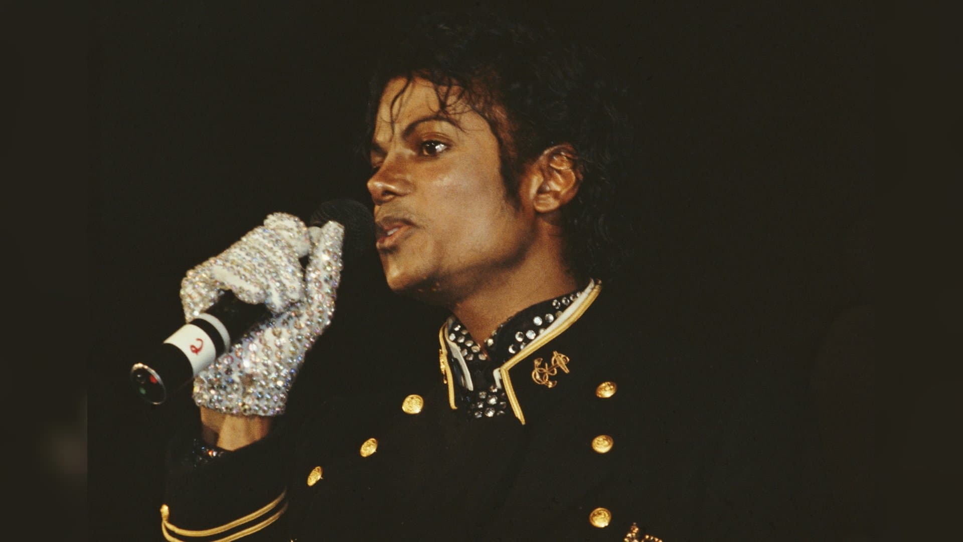 The glittering glove became Michael Jackson's trademark - but where did it originally come from?
