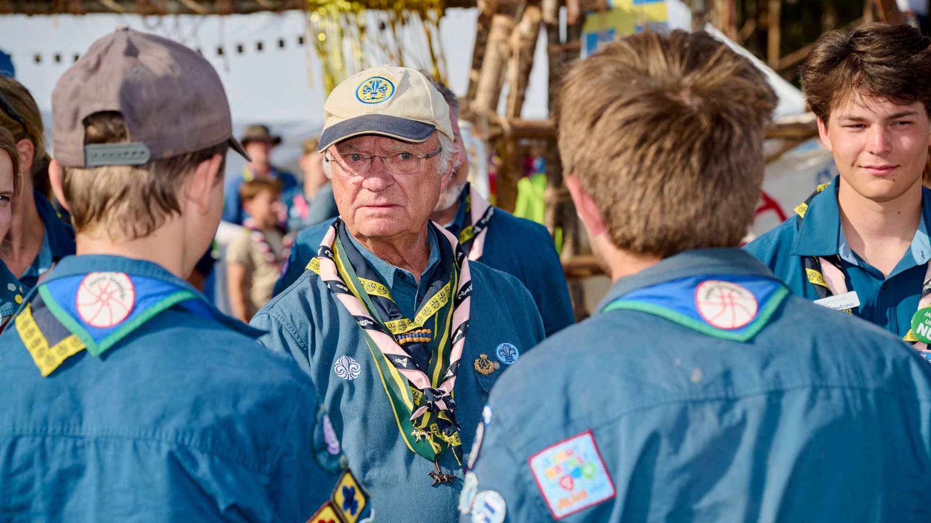 König Carl Gustaf in seinem Pfadfinder-Look.