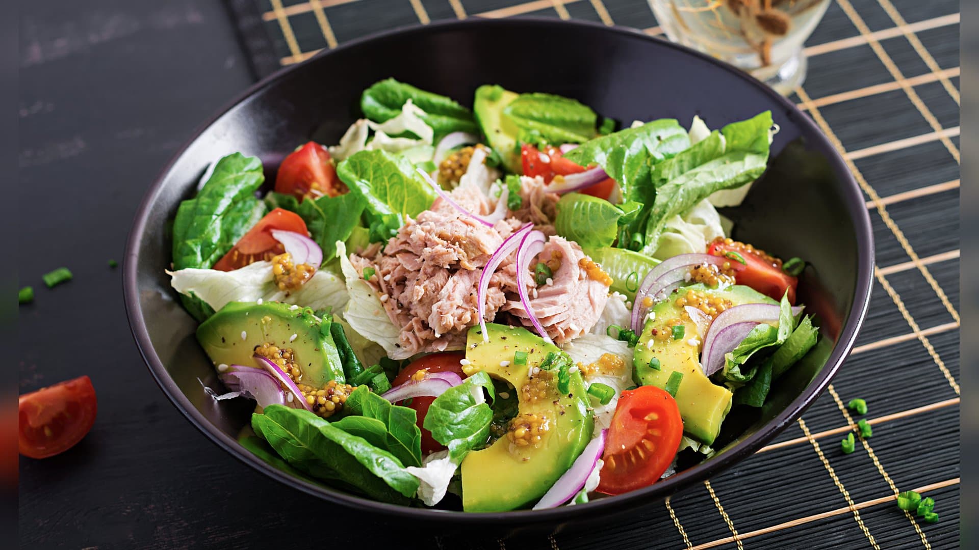 This tuna salad is ready in 20 minutes.
