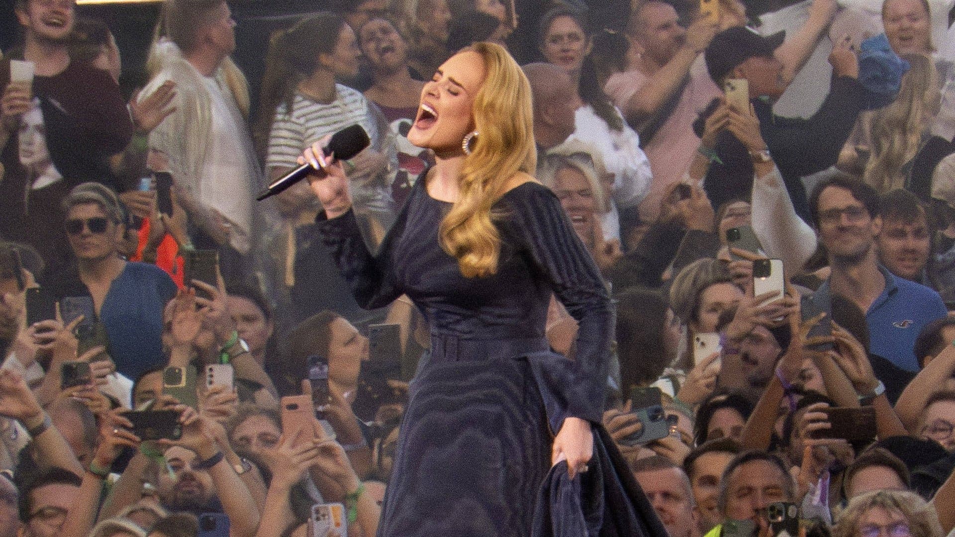 In Munich, Adele played a total of ten concerts in summer 2024.