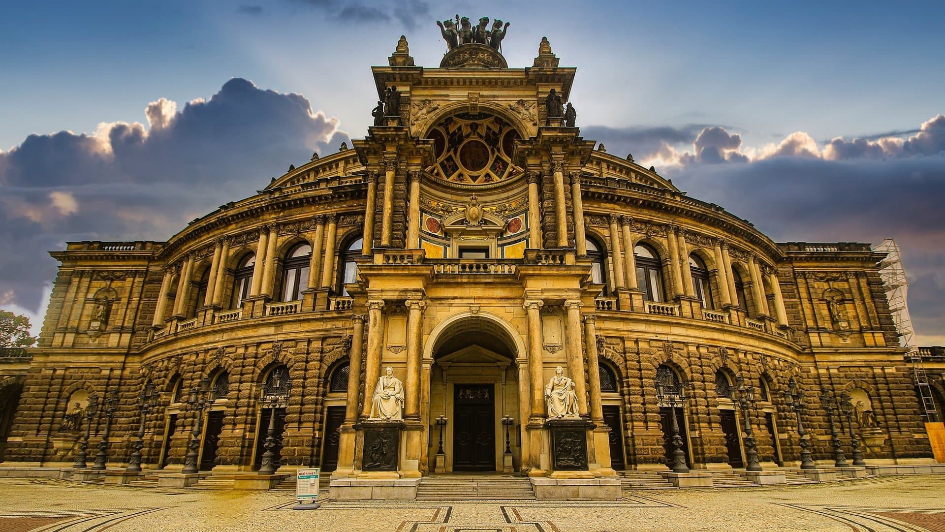 Das Kulturangebot in Deutschland ist äußerst vielfältig. In einem neuen Vergleich der 20 größten Städte Deutschlands schneiden diese Metropolen in Sachen Kunst und Kultur besonders gut ab.