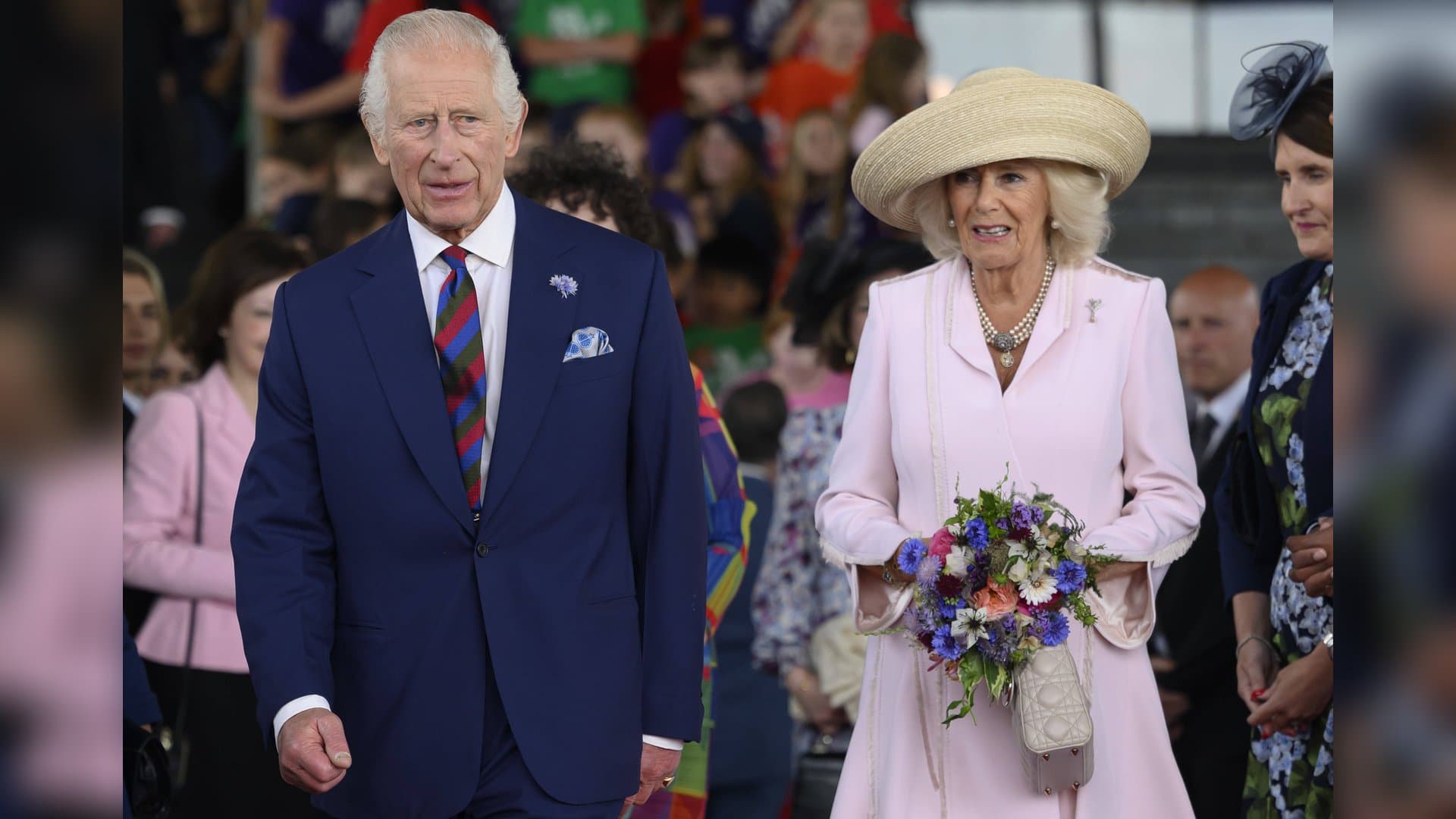 Charles III. und Camilla - einst hatten sie die wohl berühmteste Affäre der Welt. Auch für diese Stars hatten Seitensprünge große Folgen...