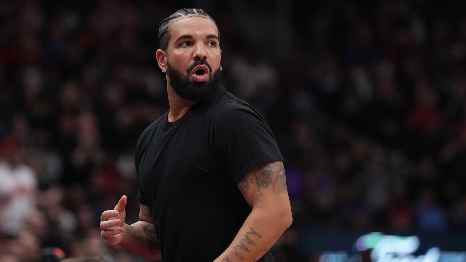 Rapper Drake frequently participates in sports betting and has been losing large sums for years.